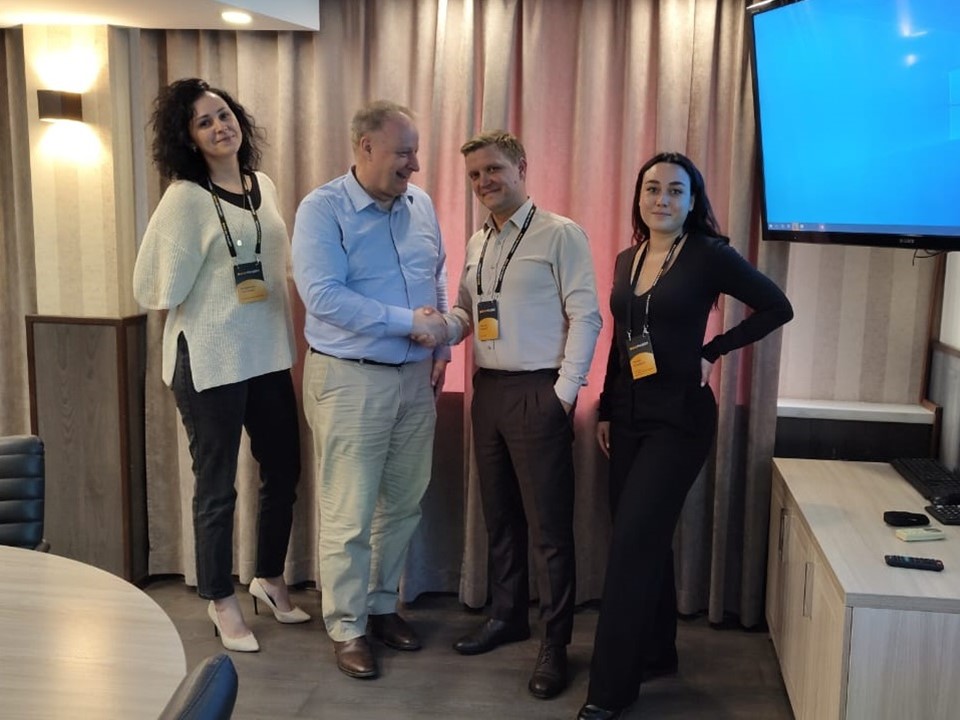 Визит иностранного представителя премиального бренда к нашему партнеру