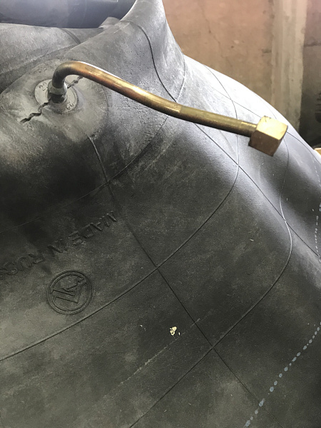 Камера 1220*400-533 PK-5A-145 (425/85-21 РК-5А-145)  Китай с подкачкой, с гайкой  на УРАЛ